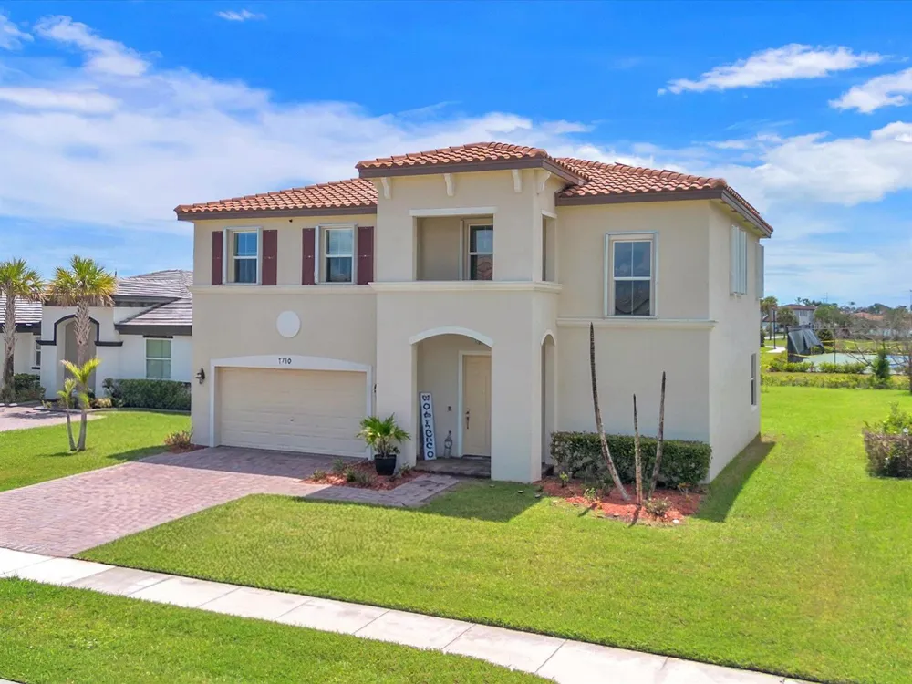 7190 NW Farnsworth Circle Port St. Lucie, FL 34987