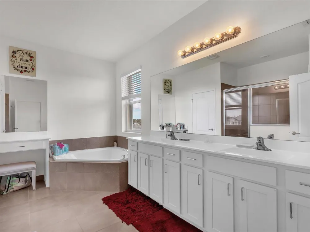 7190 NW Farnsworth Circle Port St. Lucie, FL 34987