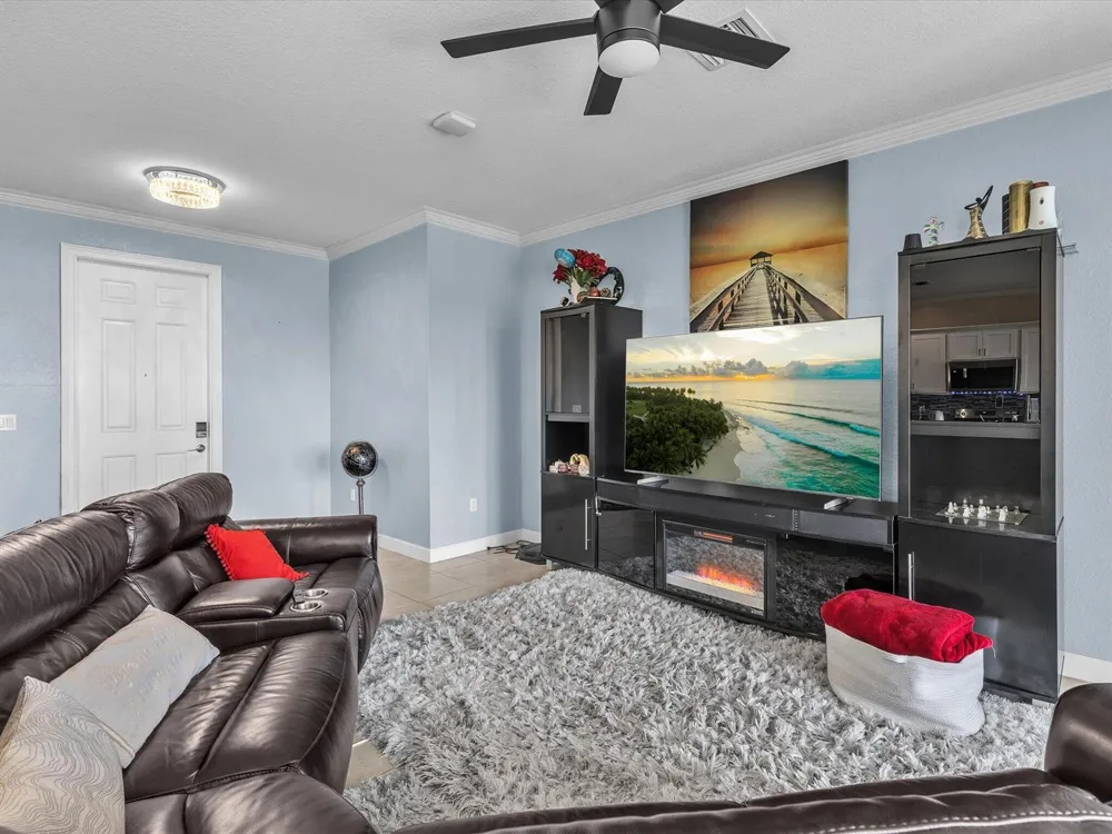 7190 NW Farnsworth Circle Port St. Lucie, FL 34987