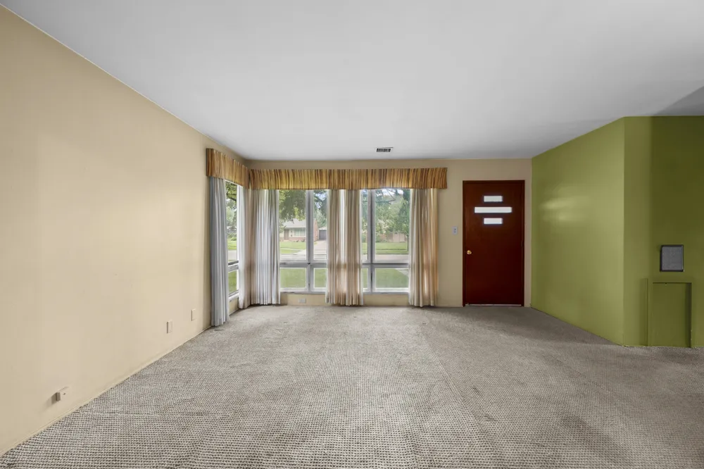1316 Wacon Drive Troy, MI 48083