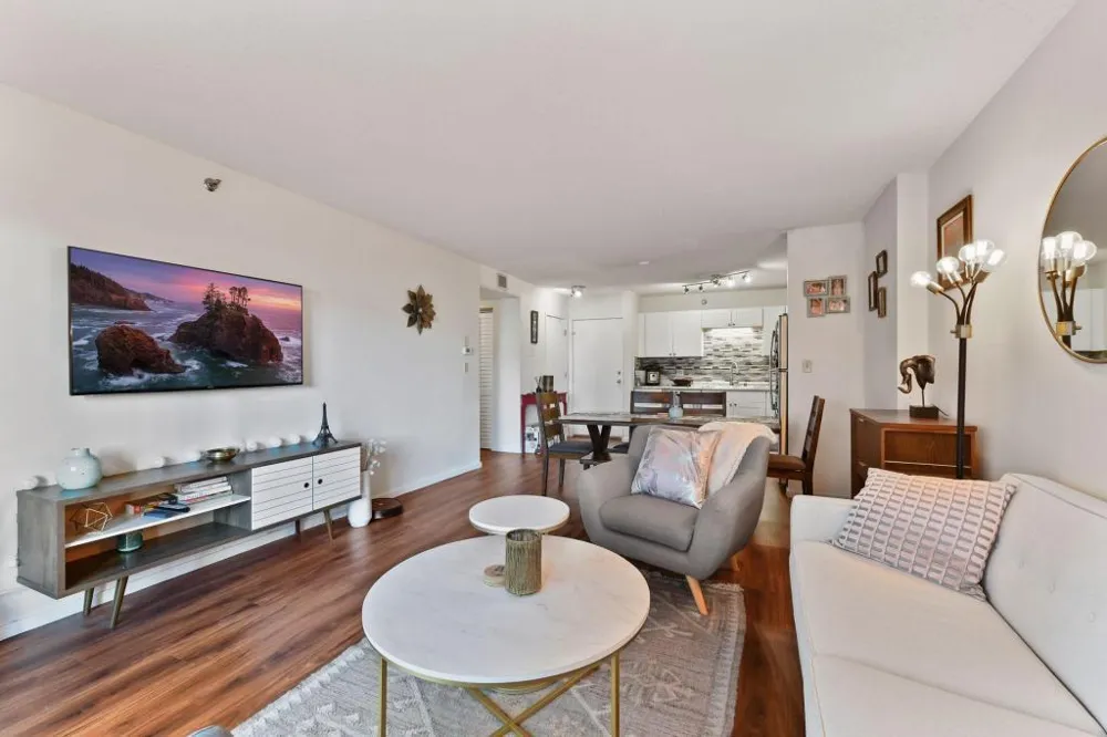 121 Washington Avenue S #305 Minneapolis, MN 55401