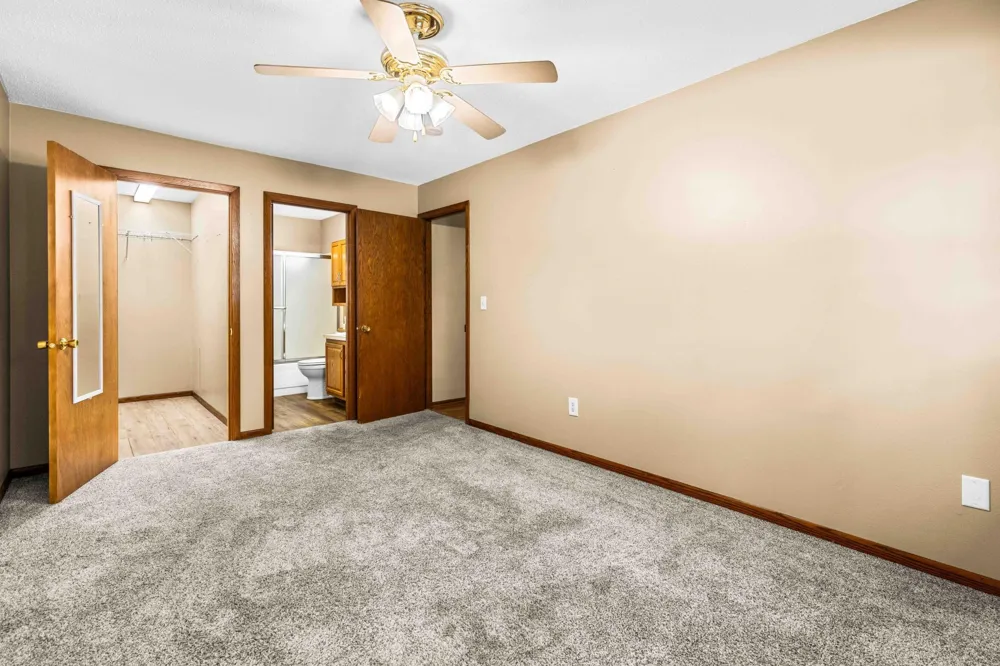 801 32 AVENUE #Unit A-101 Fargo, ND 58102