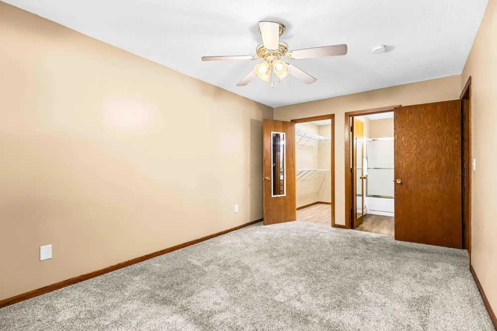 801 32 AVENUE #Unit A-101 Fargo, ND 58102