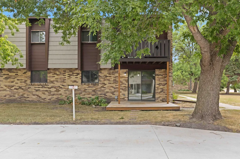801 32 AVENUE #Unit A-101 Fargo, ND 58102