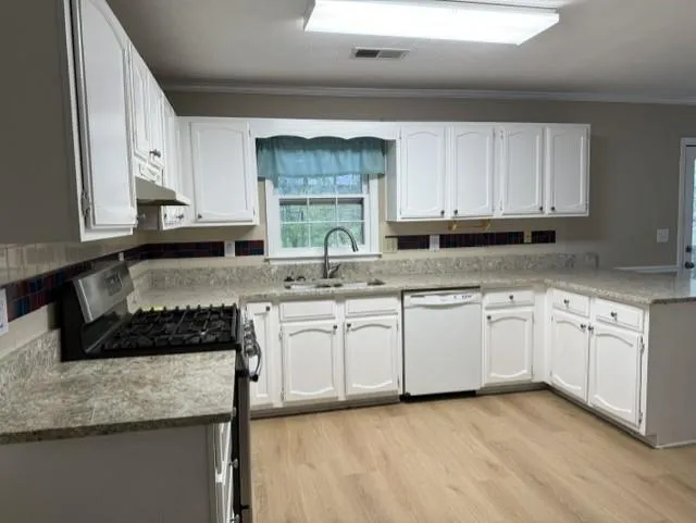 2130 Crescentview Drive Lawrenceville, GA 30044