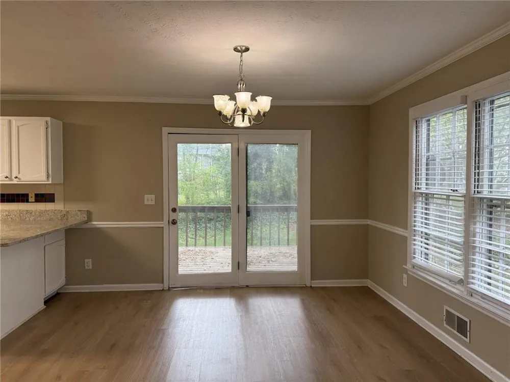 2130 Crescentview Drive Lawrenceville, GA 30044