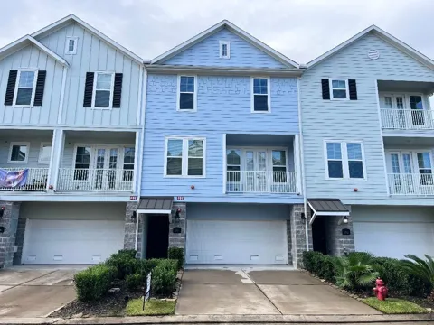 2704 Veranda Falls