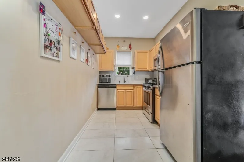 17 William Martin Way #17 Unit 17 Flemington, NJ 08822