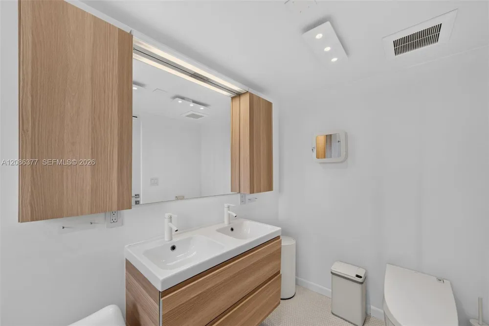 2150 Sans Souci Blvd #PH-D1 North Miami, FL 33181