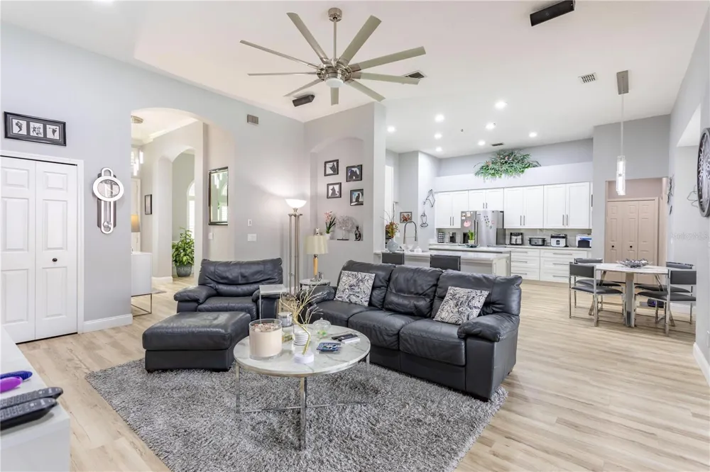1837 MORGANS MILL CIRCLE Orlando, FL 32825