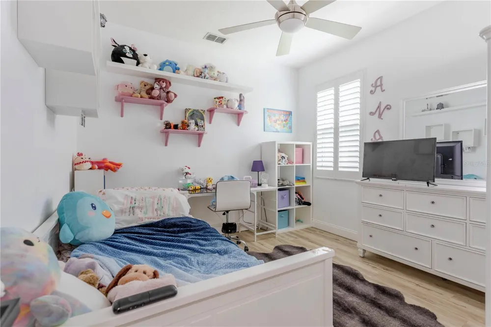 1837 MORGANS MILL CIRCLE Orlando, FL 32825