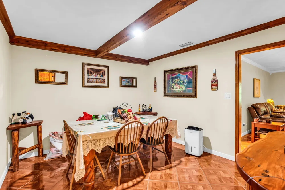 2548 Fm 857 Grand Saline, TX 75140