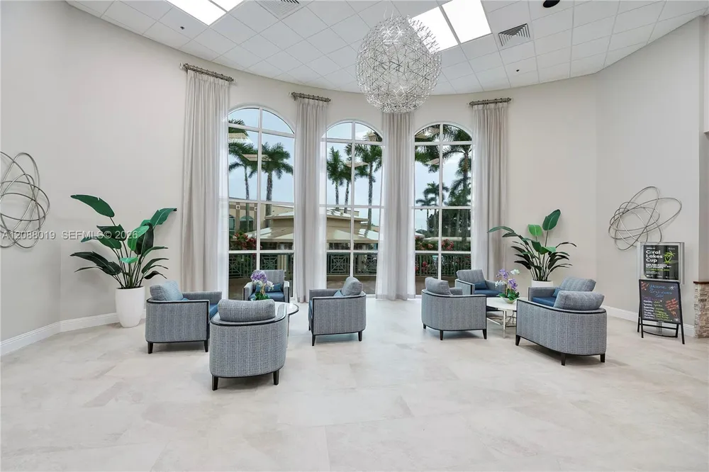 5952 Regal Glen Dr #102 Boynton Beach, FL 33437