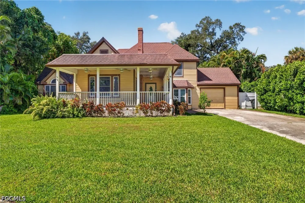 Manuels Drive Fort Myers, FL 33901