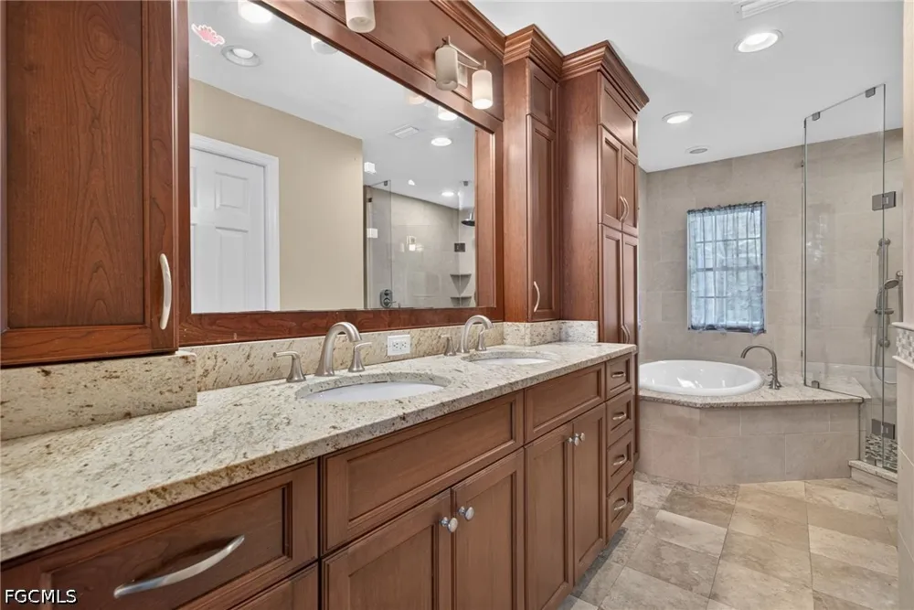 Manuels Drive Fort Myers, FL 33901