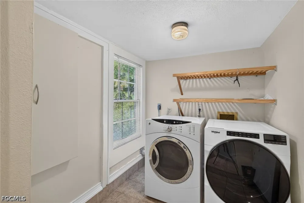 Manuels Drive Fort Myers, FL 33901