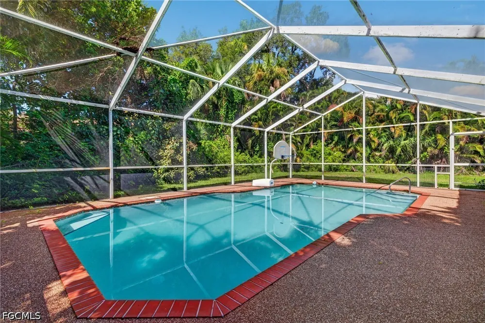 Manuels Drive Fort Myers, FL 33901