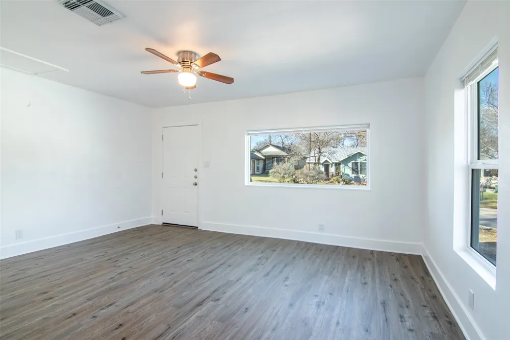 3203 E 16th Street Austin, TX 78721