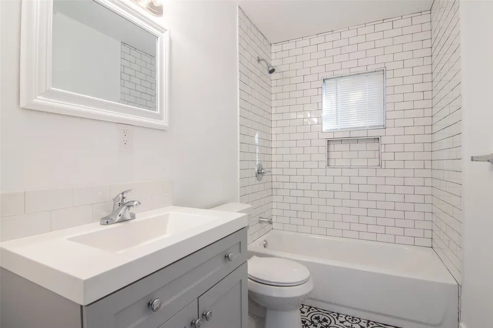 3203 E 16th Street Austin, TX 78721