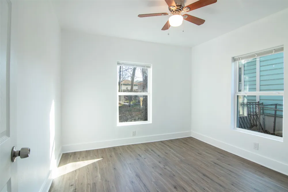 3203 E 16th Street Austin, TX 78721