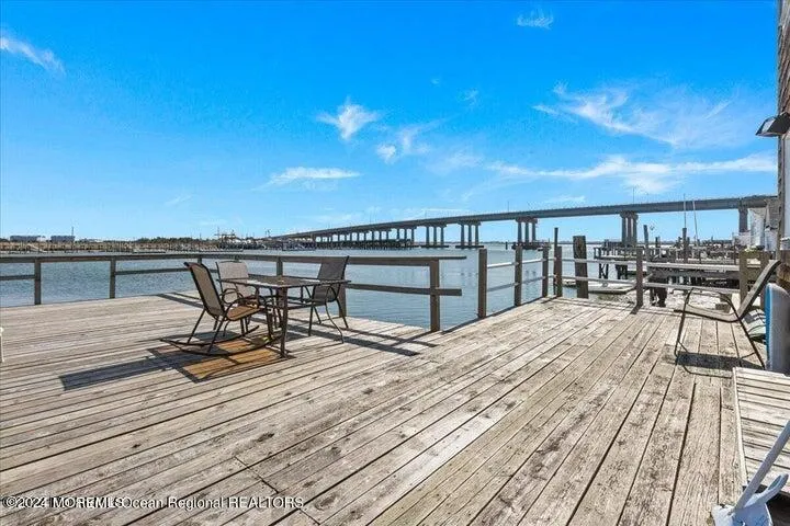 33 S Boardwalk Cape May Court House, NJ 08210