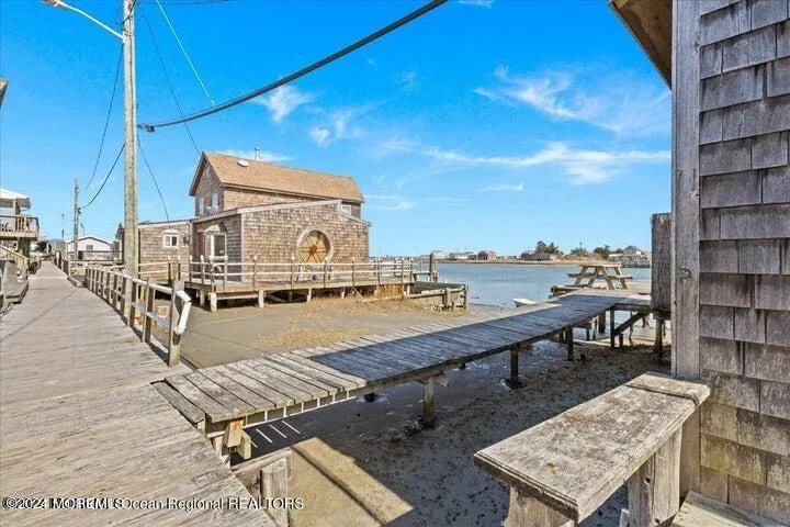 33 S Boardwalk Cape May Court House, NJ 08210