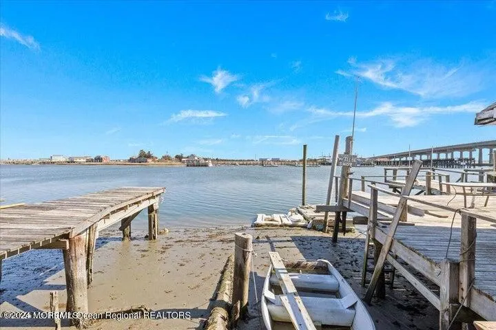 33 S Boardwalk Cape May Court House, NJ 08210