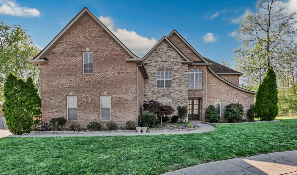 132 Lyme Dr Clarksville, TN 37043