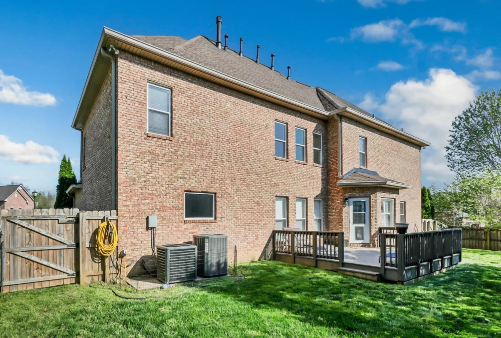 132 Lyme Dr Clarksville, TN 37043