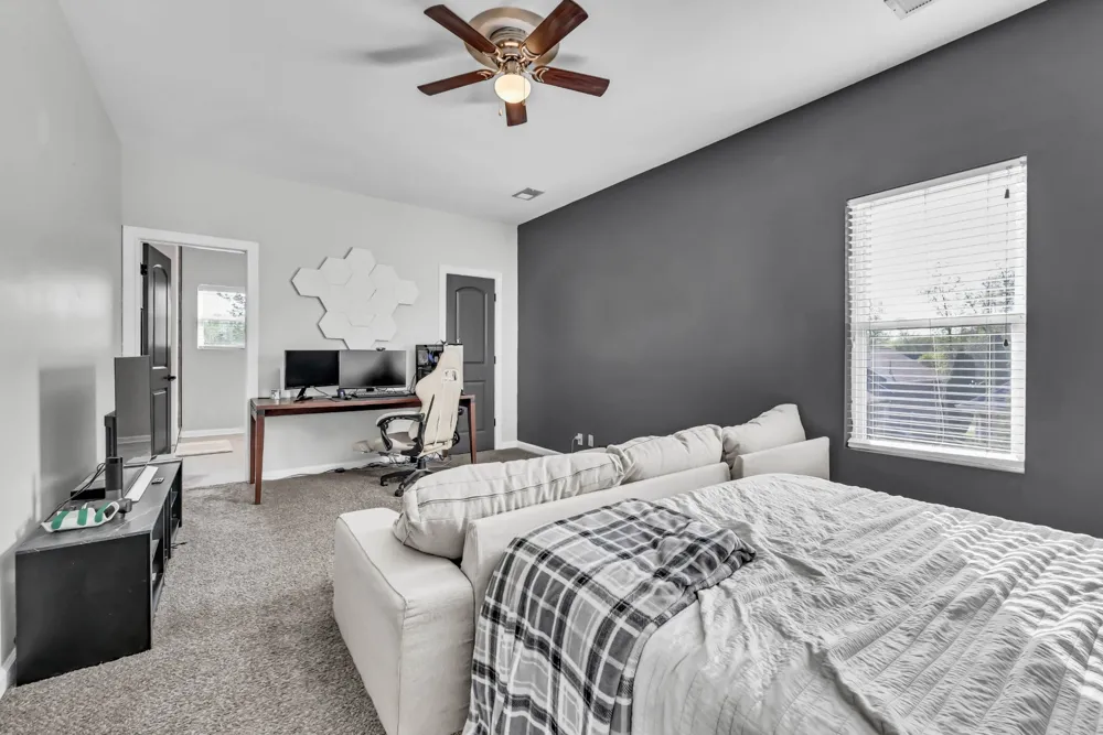 132 Lyme Dr Clarksville, TN 37043