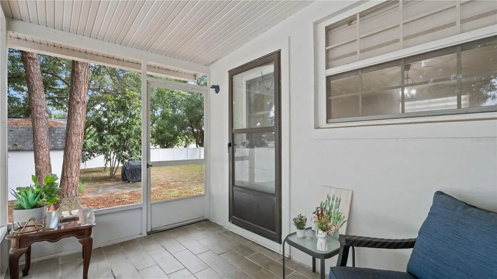 1124 W DESOTO STREET Clermont, FL 34711