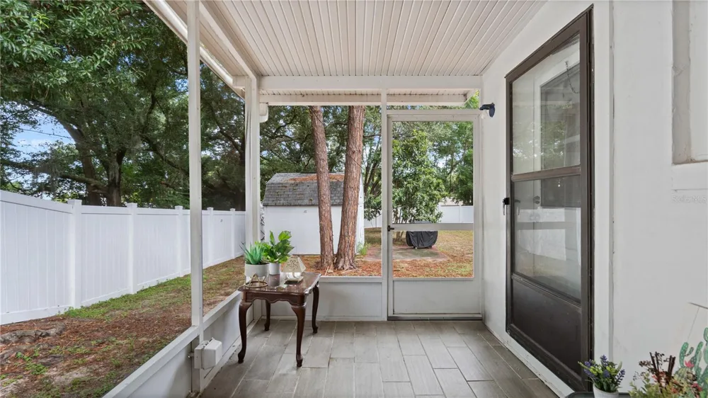 1124 W DESOTO STREET Clermont, FL 34711