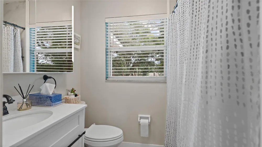1124 W DESOTO STREET Clermont, FL 34711