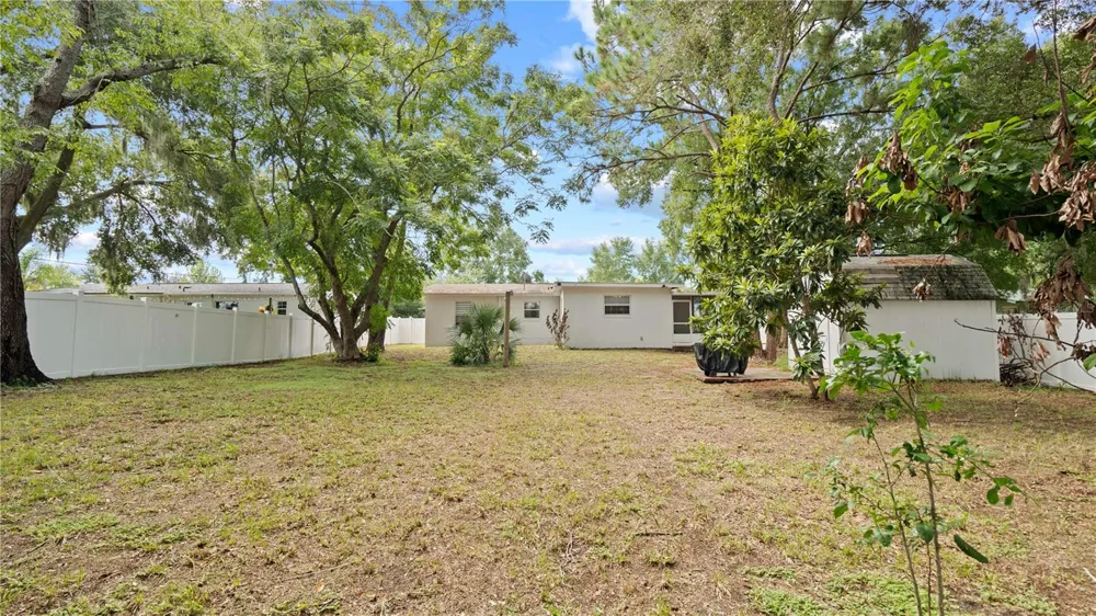 1124 W DESOTO STREET Clermont, FL 34711