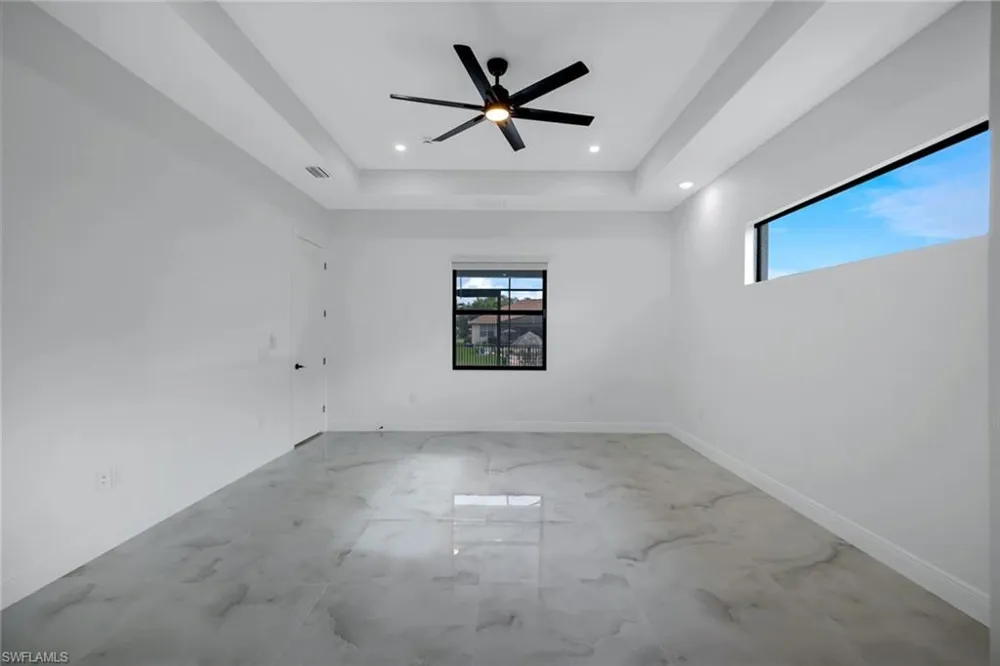 215 SW 37th Lane Cape Coral, FL 33914