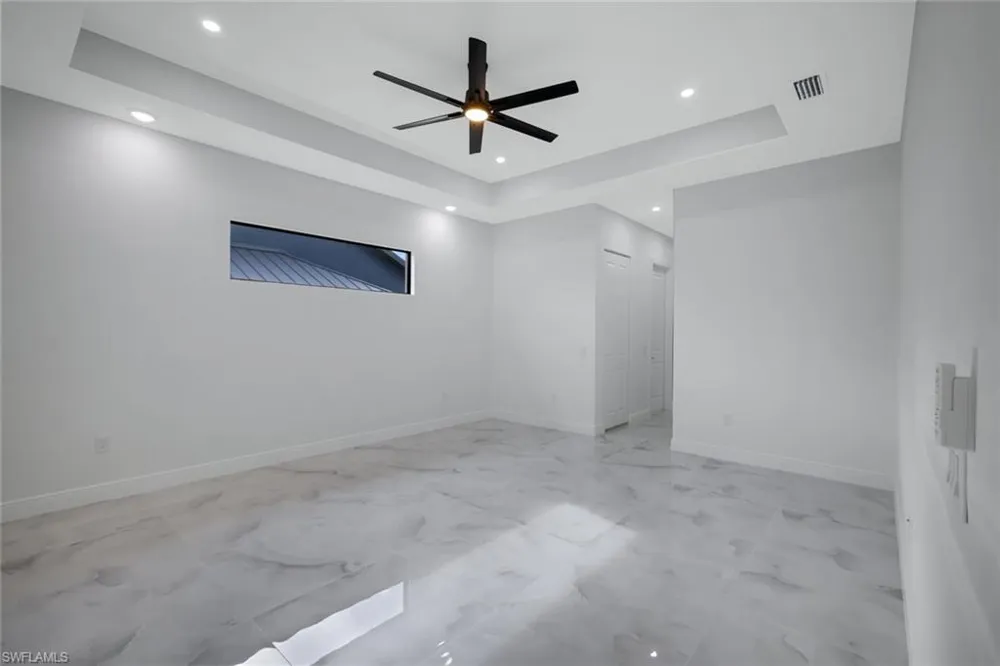 215 SW 37th Lane Cape Coral, FL 33914