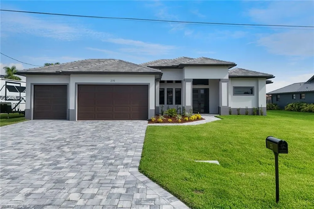 215 SW 37th Lane Cape Coral, FL 33914