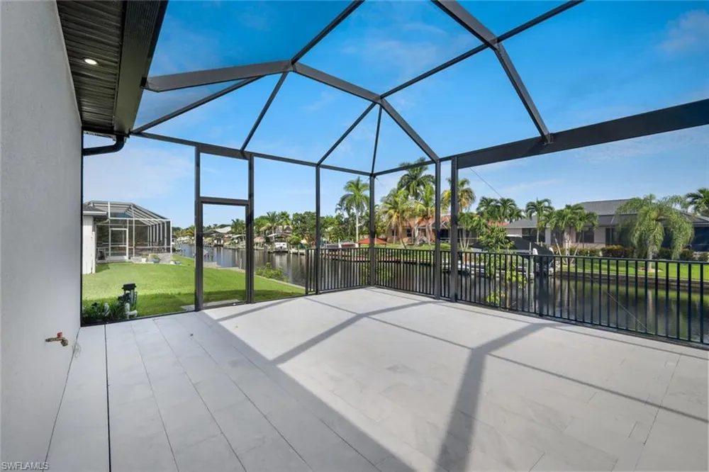 215 SW 37th Lane Cape Coral, FL 33914