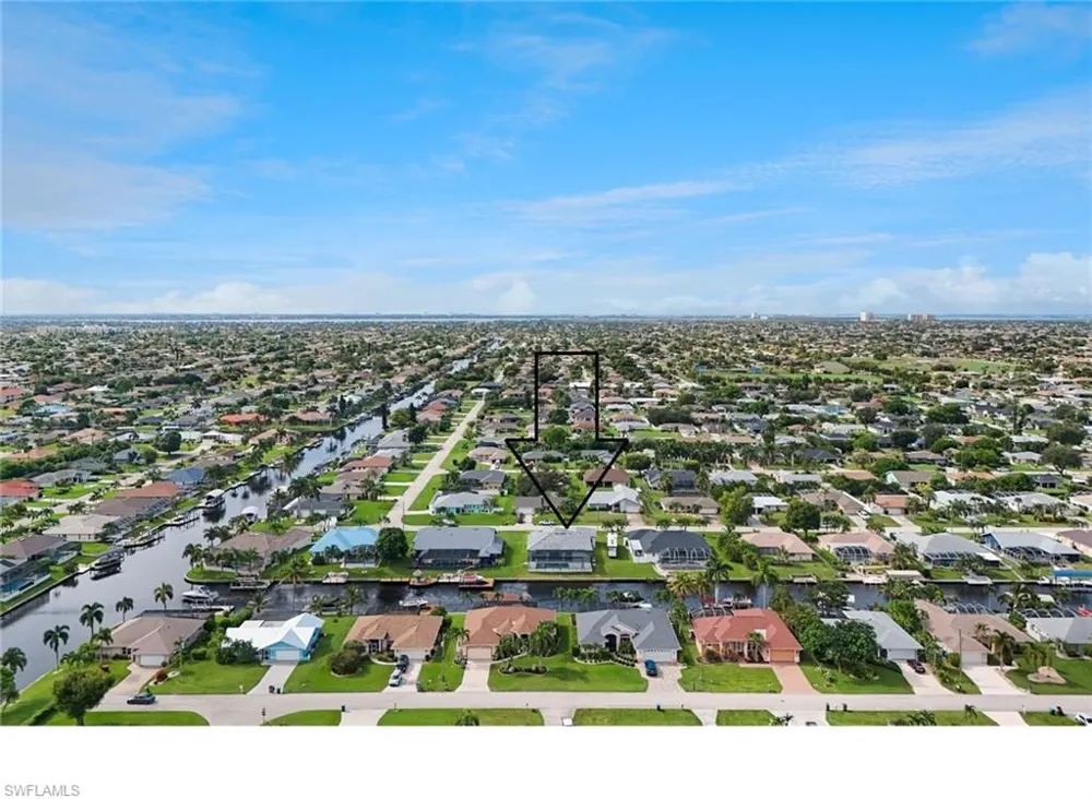 215 SW 37th Lane Cape Coral, FL 33914