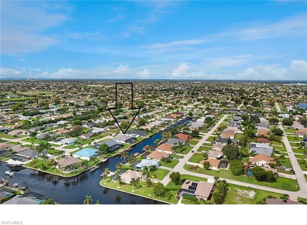 215 SW 37th Lane Cape Coral, FL 33914
