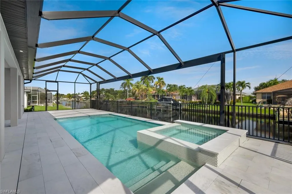 215 SW 37th Lane Cape Coral, FL 33914