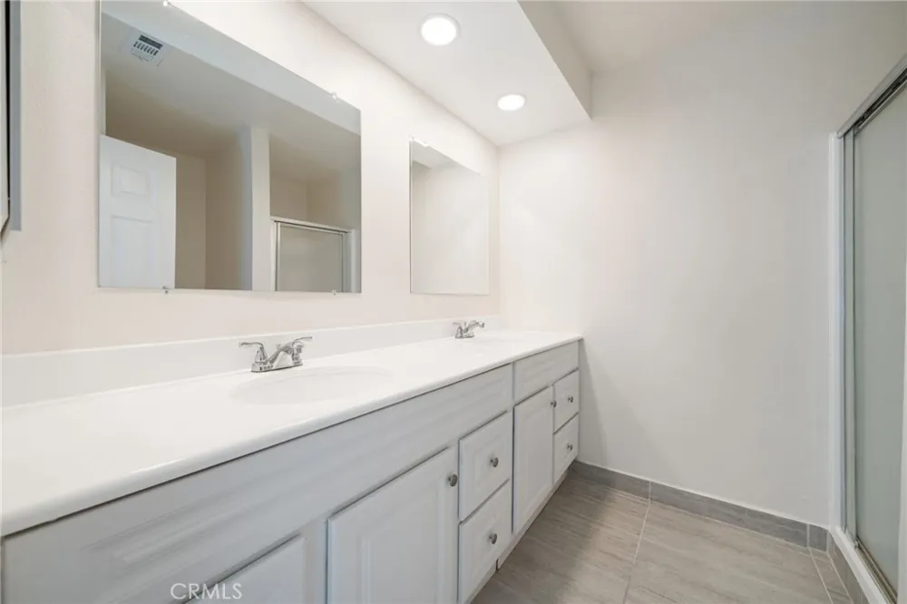 1419 W 179th #17 Gardena, CA 90248