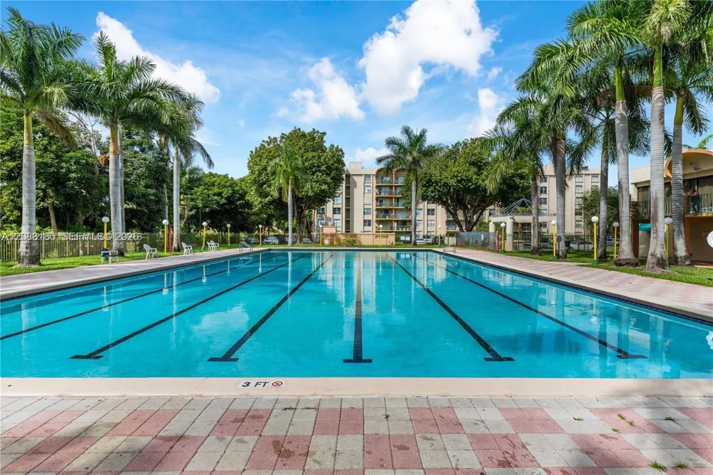 9360 Fontainebleau Blvd #612 Miami, FL 33172