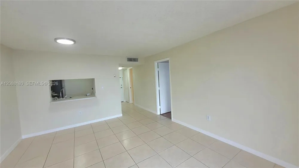 9360 Fontainebleau Blvd #612 Miami, FL 33172