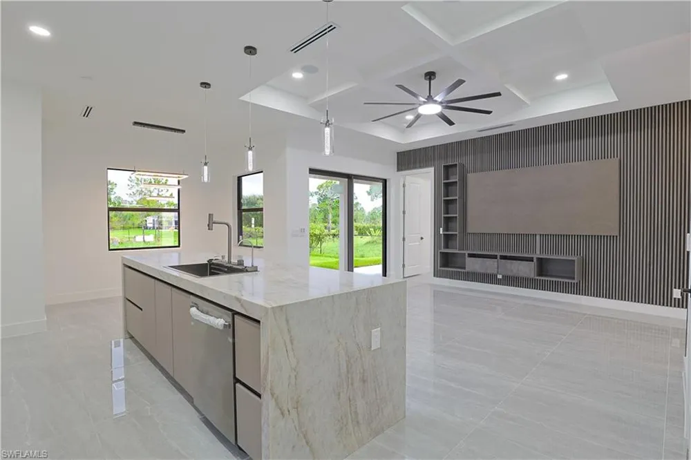 1408 Dixie Avenue Lehigh Acres, FL 33972