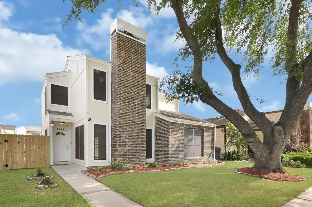 6326 Cambridge Glen Lane Houston, TX 77035