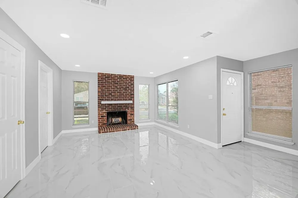 6326 Cambridge Glen Lane Houston, TX 77035