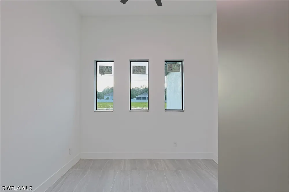 Dixie Avenue Lehigh Acres, FL 33972