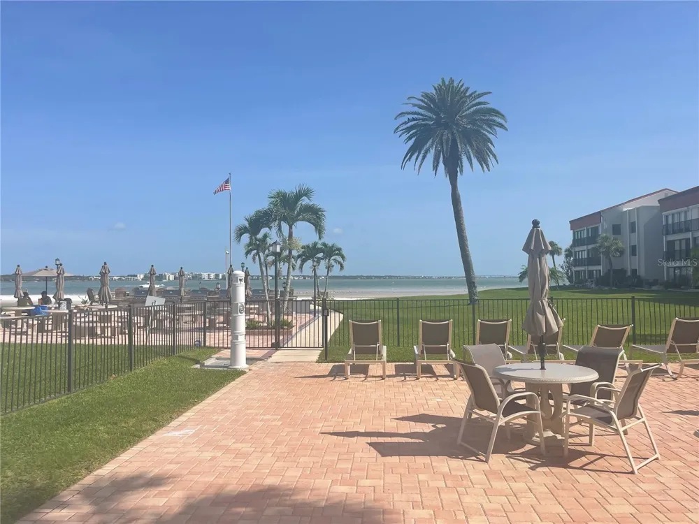 851 BAYWAY BOULEVARD #205 Clearwater, FL 33767