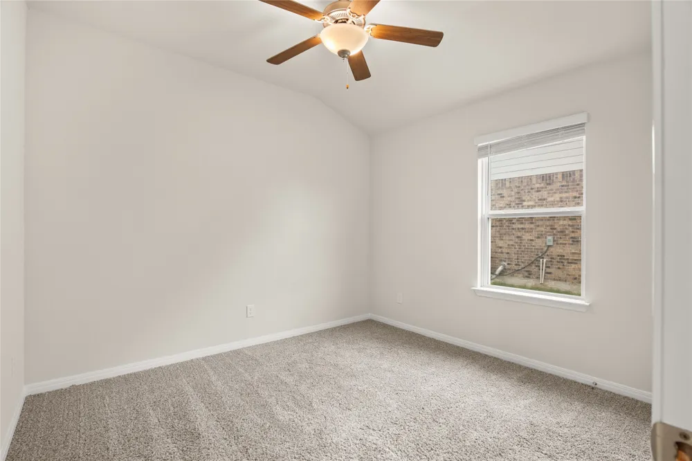 105 Saviano Road Hutto, TX 78634